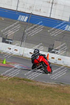 media/Nov-26-2022-Fastrack Riders (Sat) [[b001e85eef]]/Level 1/Session 3 Outside Turn 9/